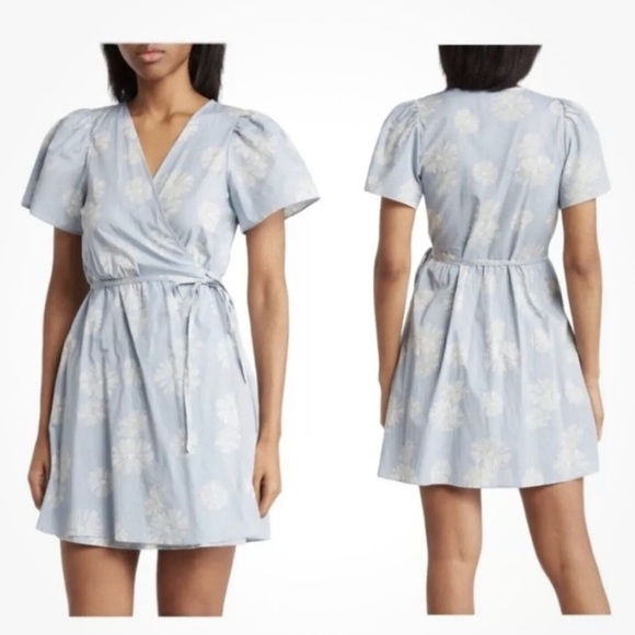 Madewell Dresses & Skirts - Madewell Blue Floral Wrap Dress